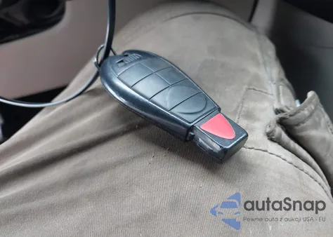 2012 Chrysler Town & Country Touring z USA, uszkodzony, nr VIN 2C4RC1BG4CR278540